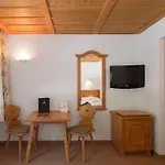 Etrier Hotel 4*