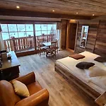 埃特里耶酒店 克莱恩 蒙塔纳