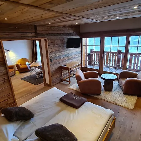 Etrier מלון קראנס-מונטנה