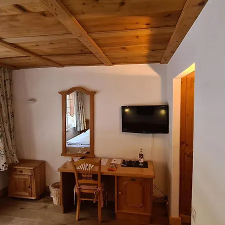 Szálloda Etrier 4*