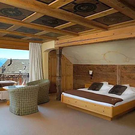 Etrier Hotel