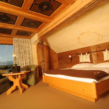 埃特里耶酒店 酒店 4*