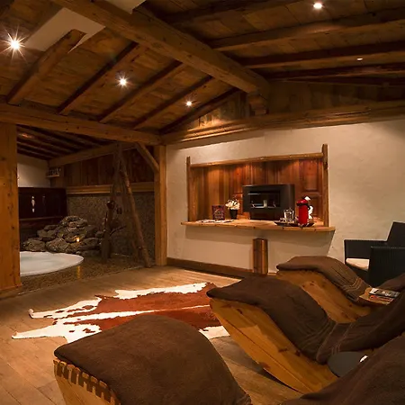 Etrier 4* קראנס-מונטנה