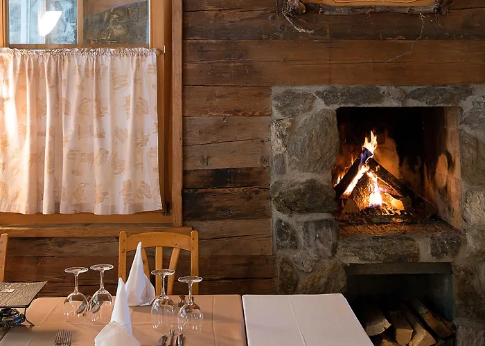 埃特里耶酒店 克莱恩 蒙塔纳