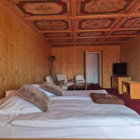 Etrier Отель 4*